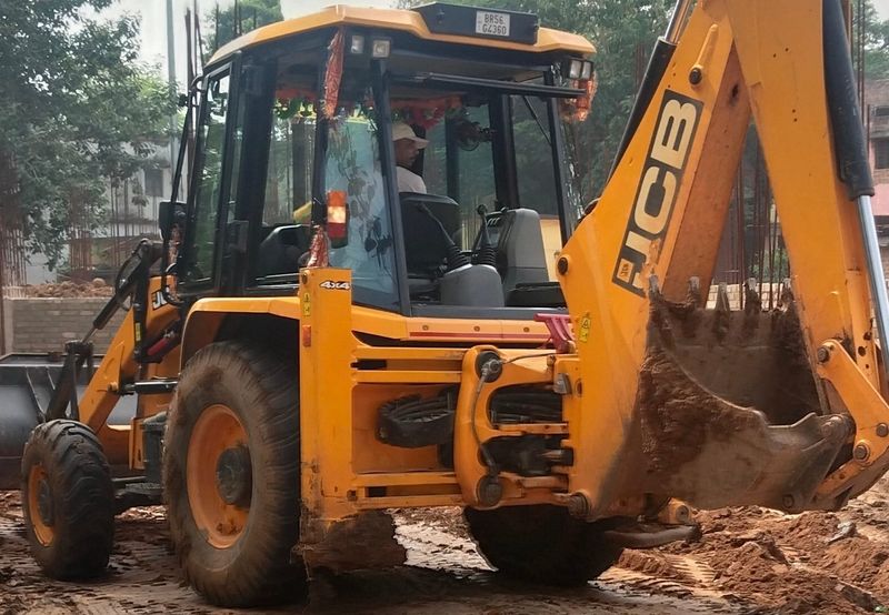 JCB on rent – हसपुरा बीरेन्द्र सिंह Aurangabad